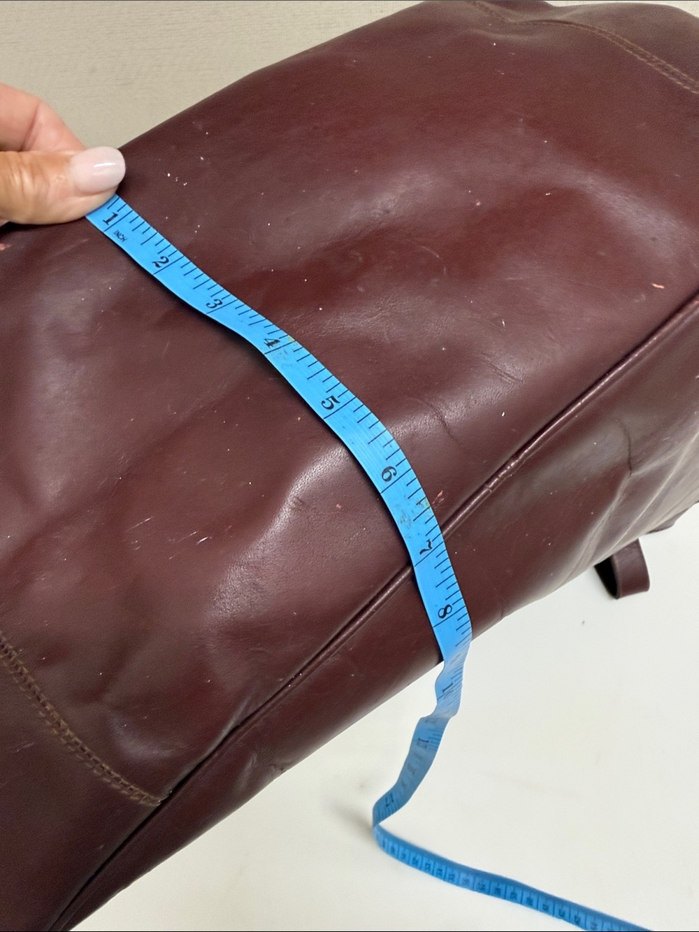 Levenger Classic Leather Tote Bag - Burgundy - Picture 9 of 10